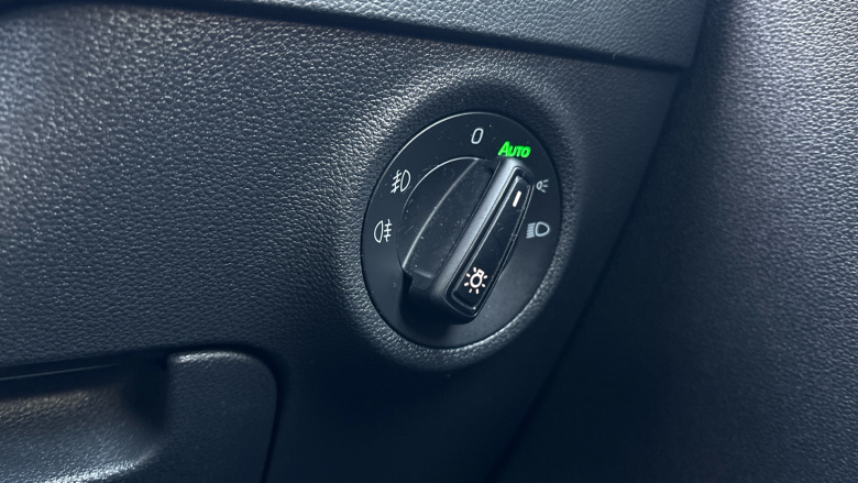 Skoda Karoq 1.5 TSI SE Drive 5dr DSG Petrol Estate